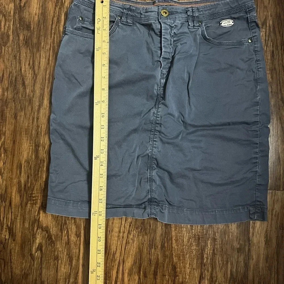 Aeronautica Militare Skirt - Picture 3 of 9